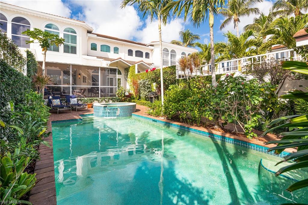 Broadview Villas Real Estate Listings Main Image