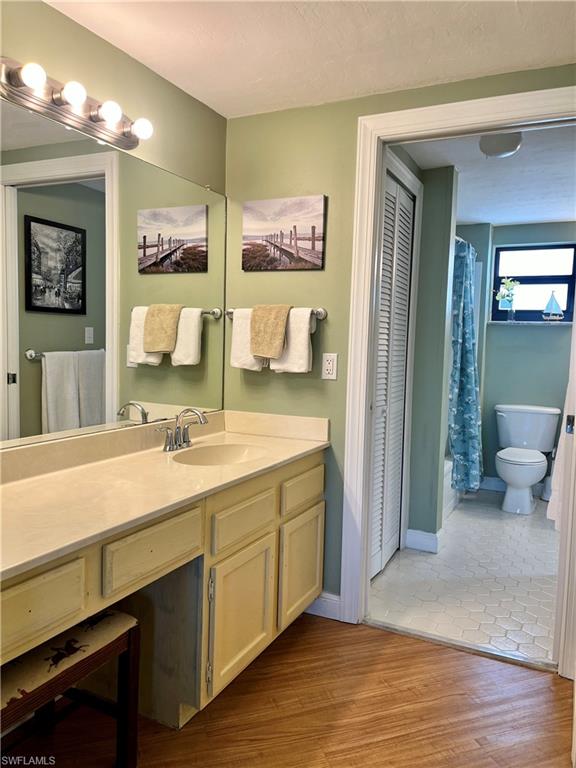807 River Point Dr # 204d Property Photo 18