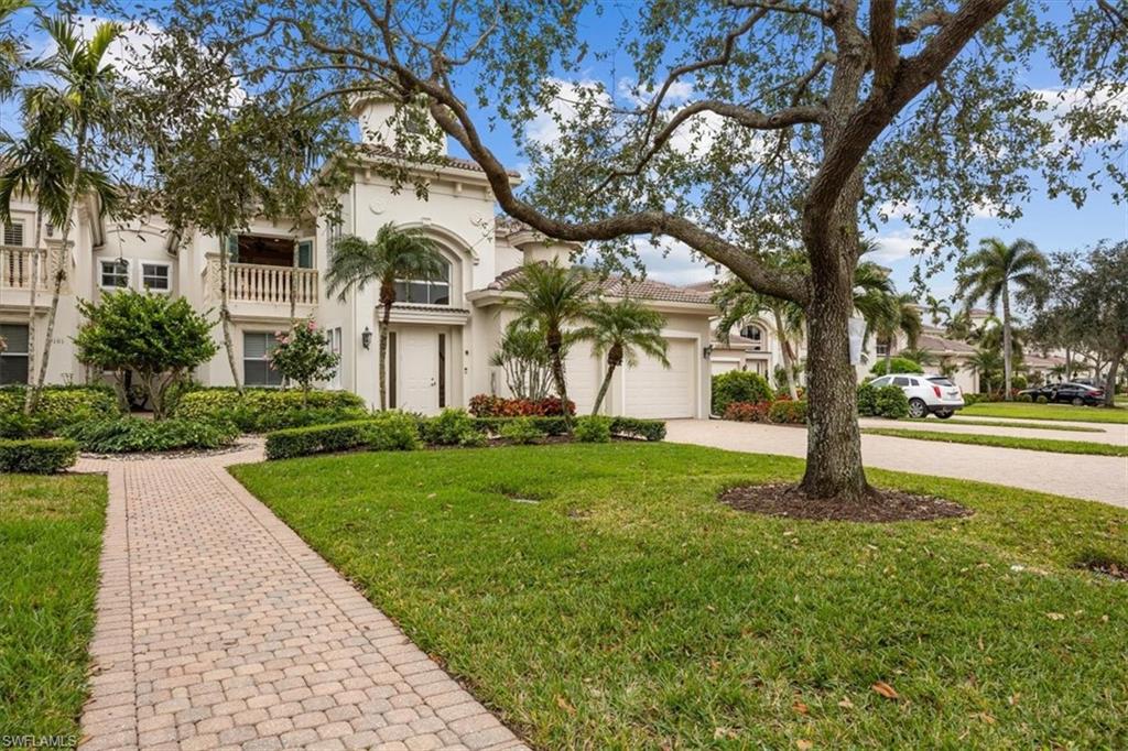 501 Avellino Isles Cir # 39202 Property Photo 3