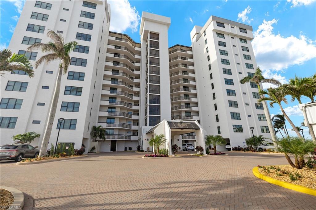 18120 San Carlos Blvd # 204 Property Photo