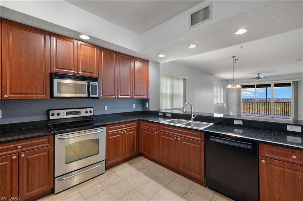 17495 Boca Vista Rd # 6 Property Photo 9