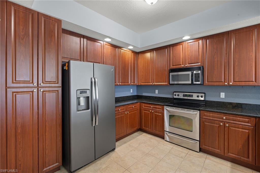 17495 Boca Vista Rd # 6 Property Photo 10