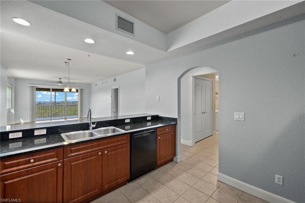 17495 Boca Vista Rd # 6 Property Photo 28