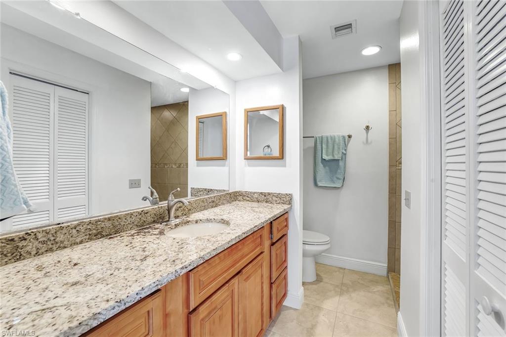 161 Bristol Ln # D202 Property Photo 17