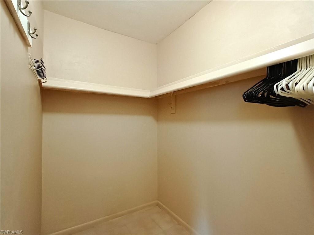 1326 Se 23rd Ter Property Photo 11