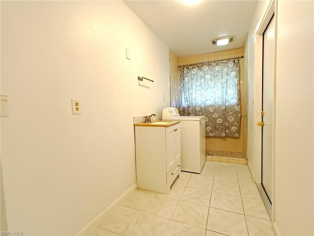 1326 Se 23rd Ter Property Photo 15