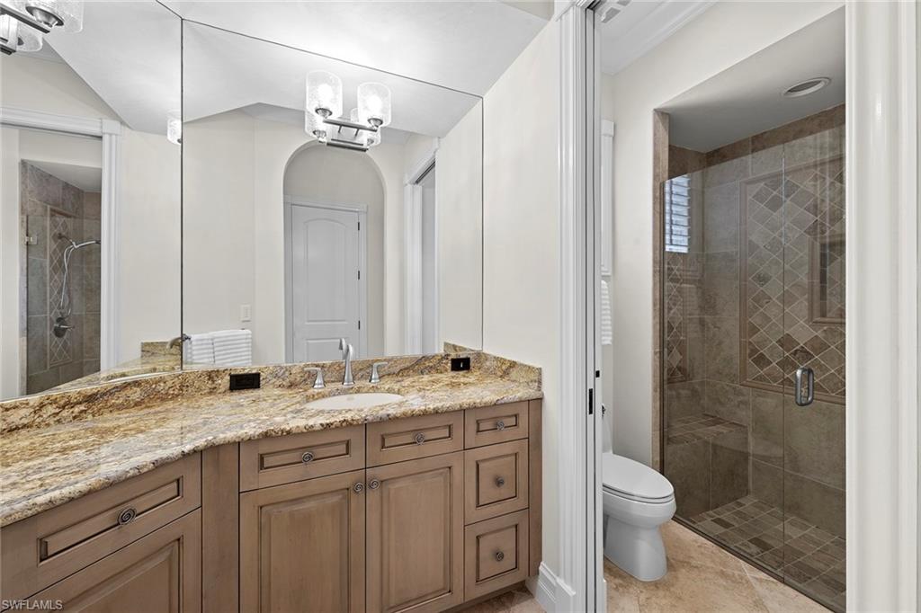 6511 Highcroft Dr Property Photo 33