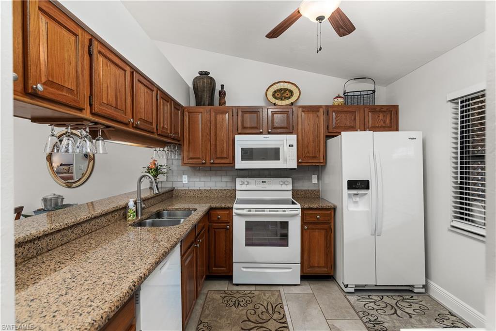 2026 Pine Isle Ln # 2026 Property Photo 11