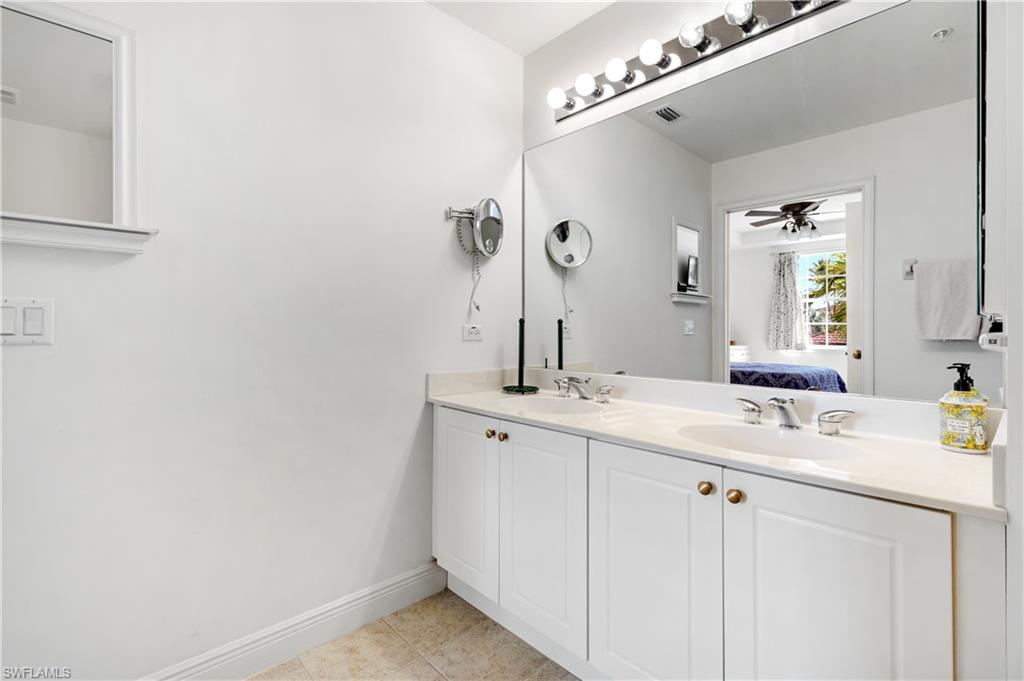 1502 Sw 50th St # 201 Property Photo 17
