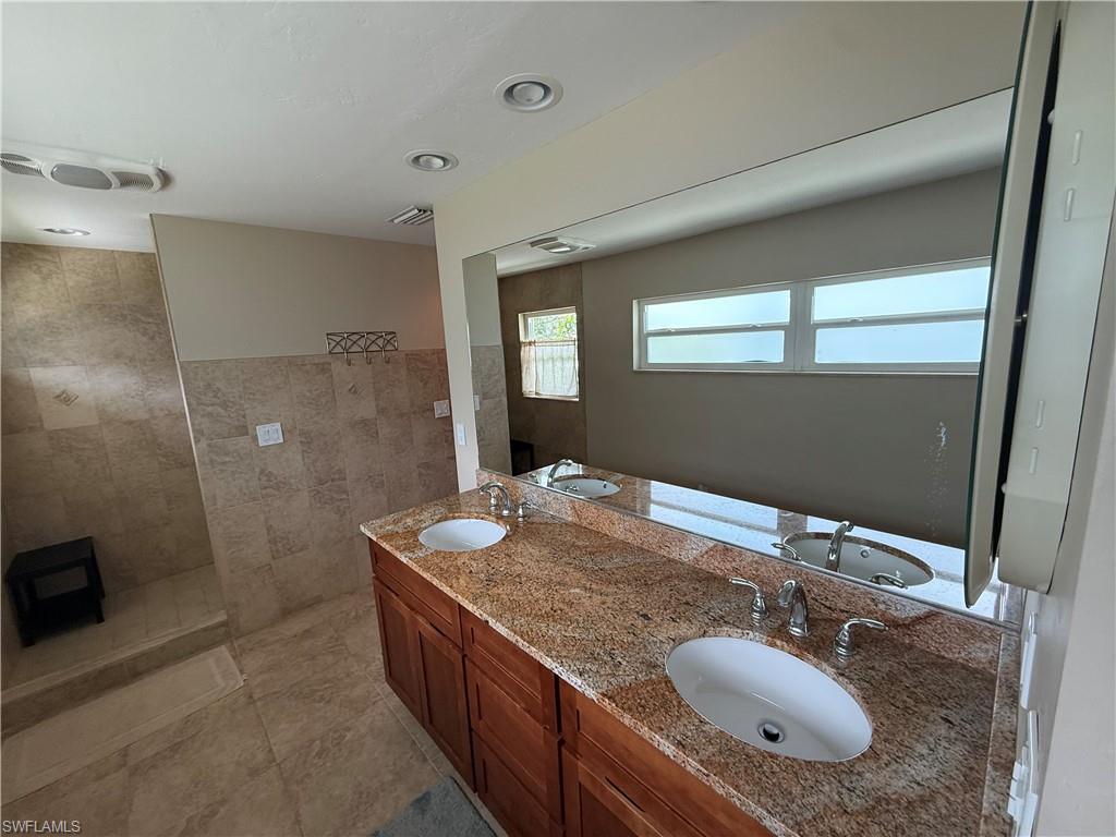 1141 Sw 44th St Property Photo 16