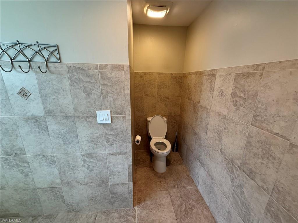 1141 Sw 44th St Property Photo 21