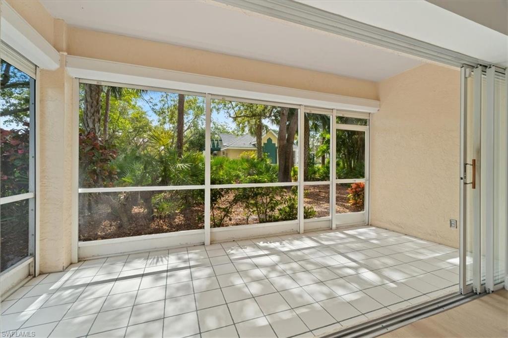 2868 Aintree Ln # M101 Property Photo 27
