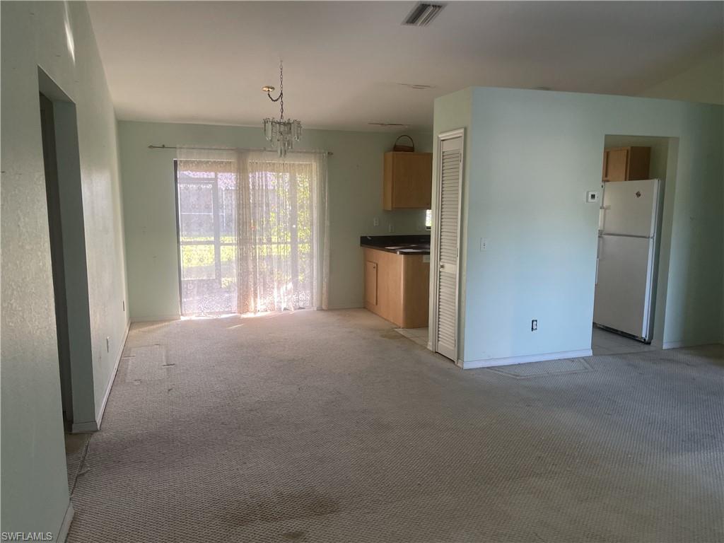 930 Sw 34th St Property Photo 2