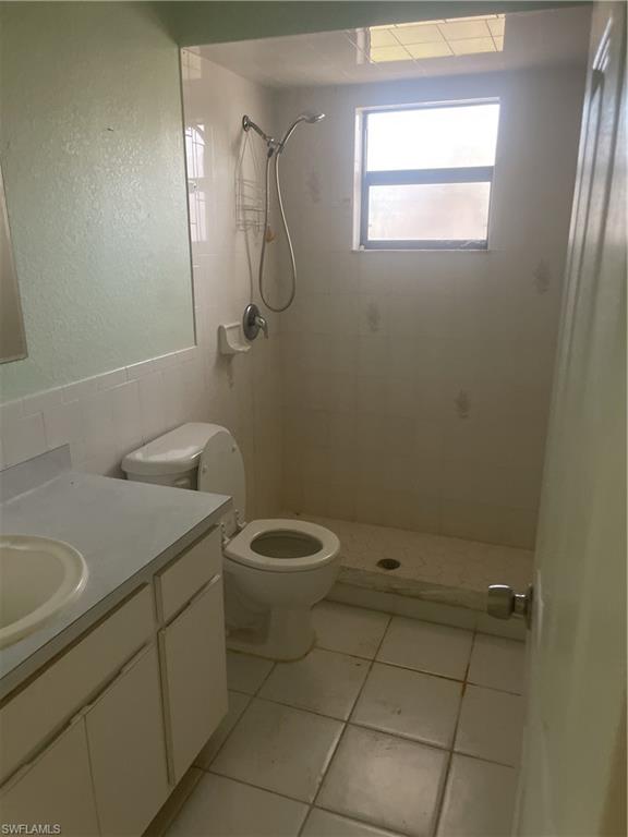 930 Sw 34th St Property Photo 4