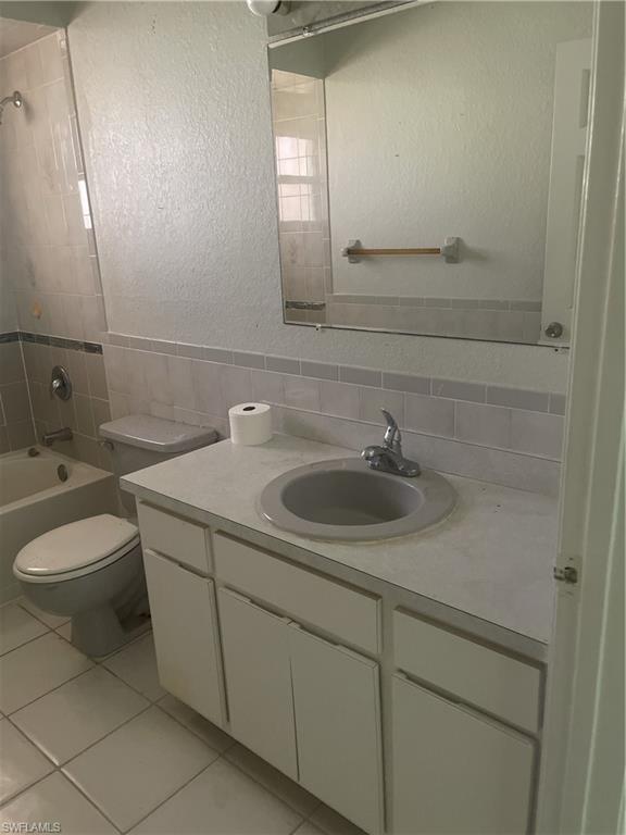930 Sw 34th St Property Photo 13