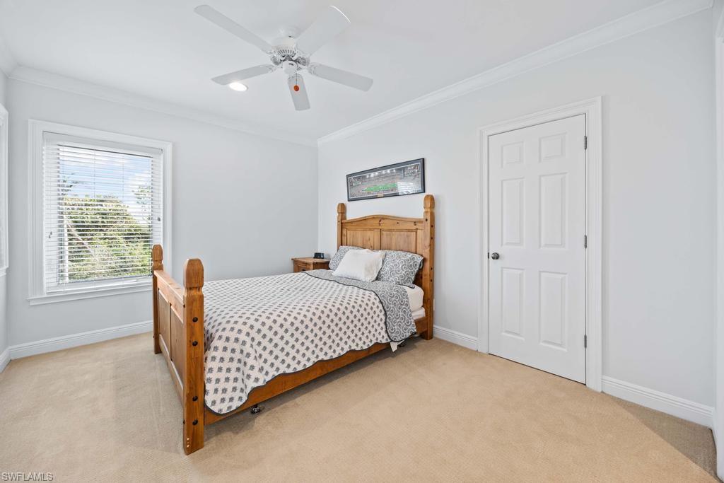 1004 Bayview Dr Property Photo 43