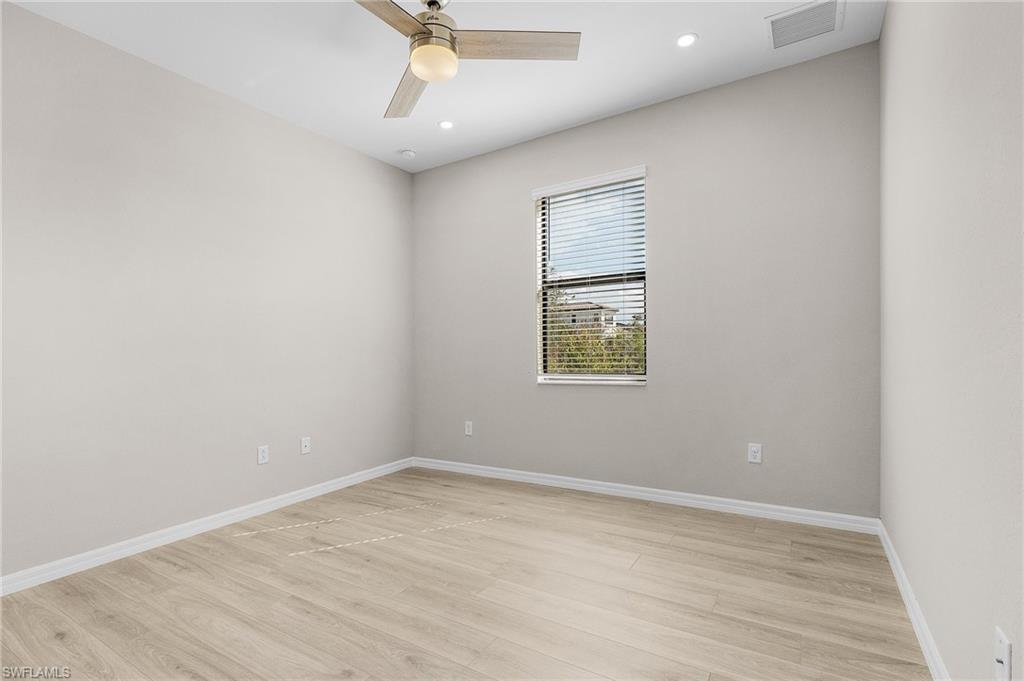 9221 Woodhurst Dr Property Photo 34