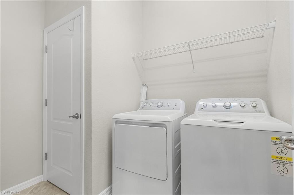 9221 Woodhurst Dr Property Photo 36