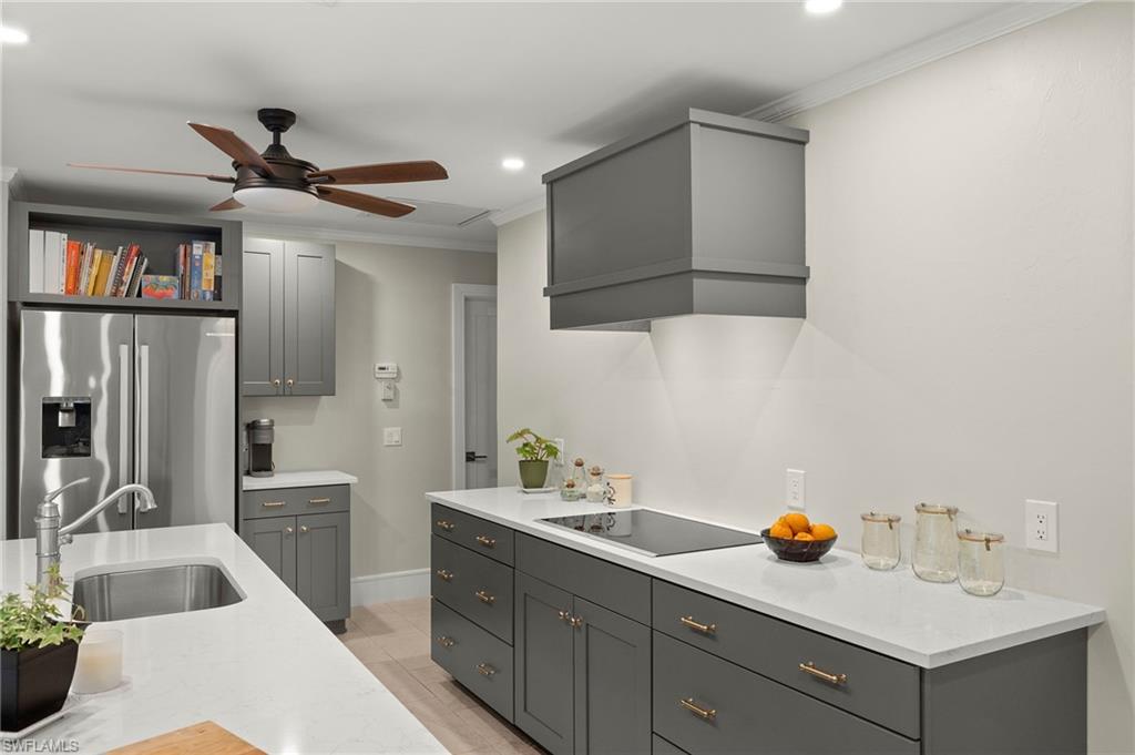 2347 Club House Rd Property Photo 10