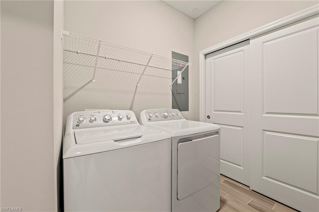 11821 Venetian Lagoon Dr # 104 Property Photo 20