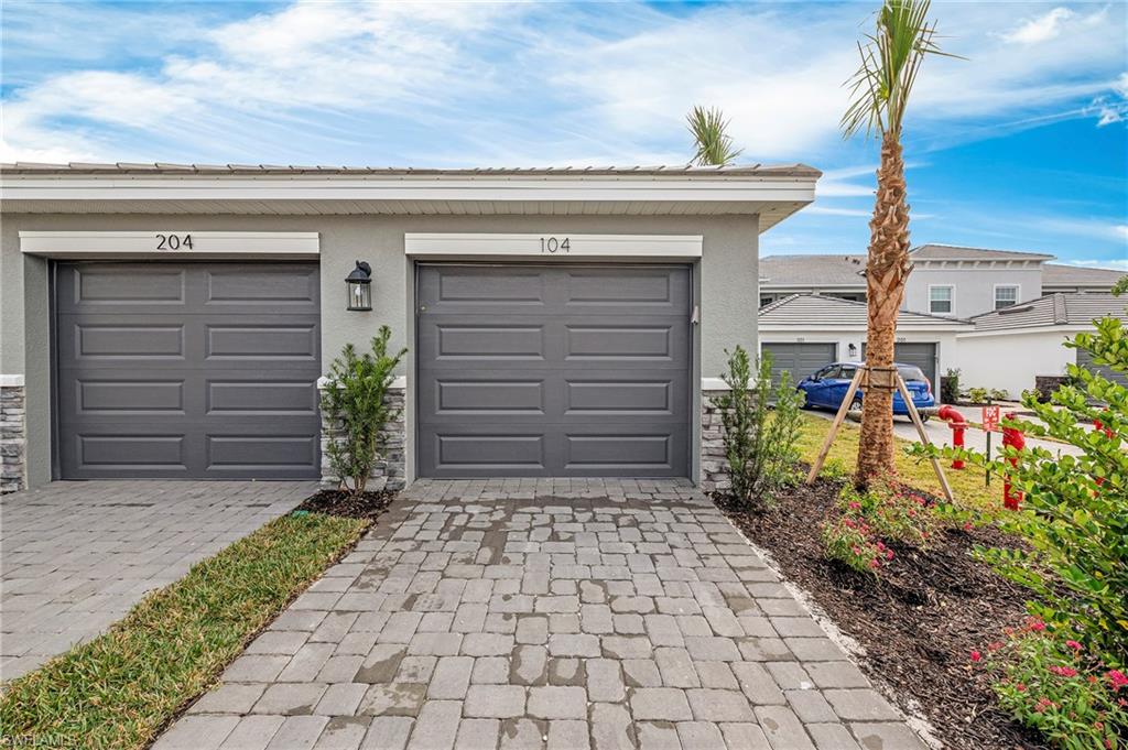 11821 Venetian Lagoon Dr # 104 Property Photo 23