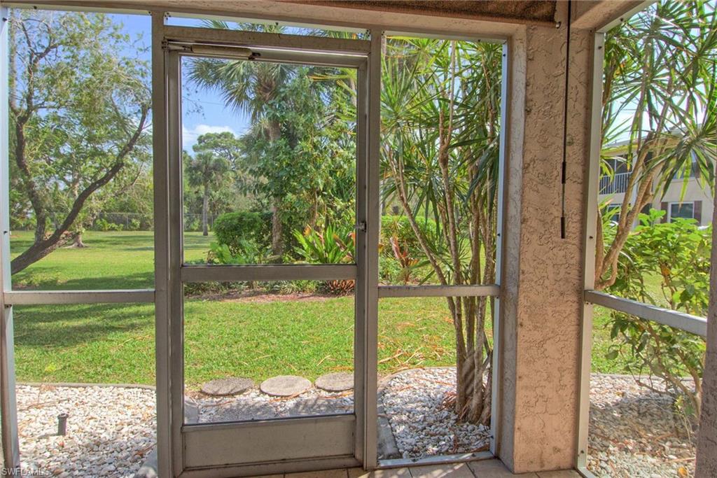 1100 Pondella Rd # 807 Property Photo 15