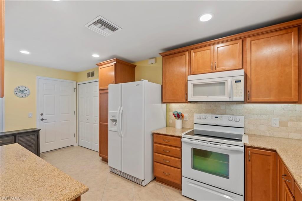 5796 Declaration Ct Property Photo 9