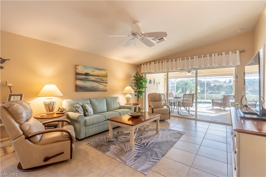 8642 Genova Ct Property Photo 17