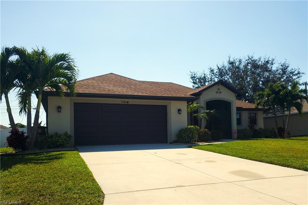 1310 Sw 14th Ter Property Photo 4