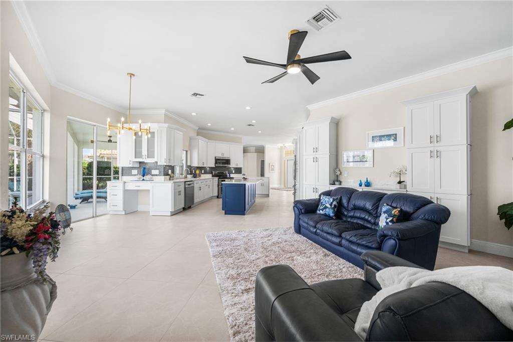 12903 Kedleston Cir Property Photo 4