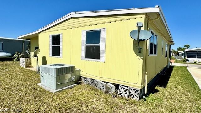 5518 Miles Standish Ln Property Photo 8