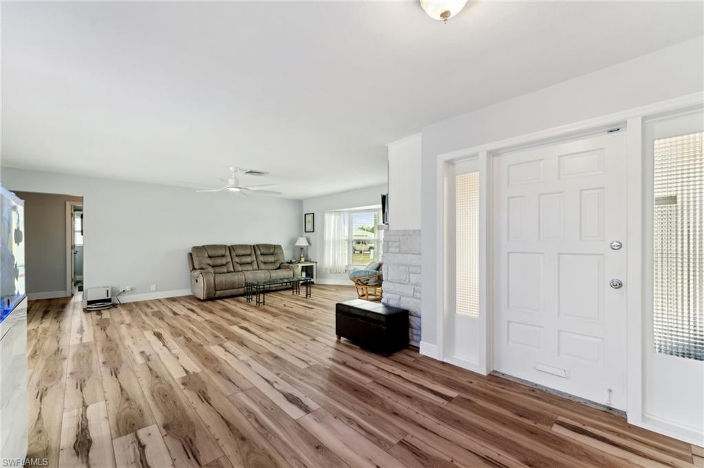 2084 Coral Point Dr Property Photo 4