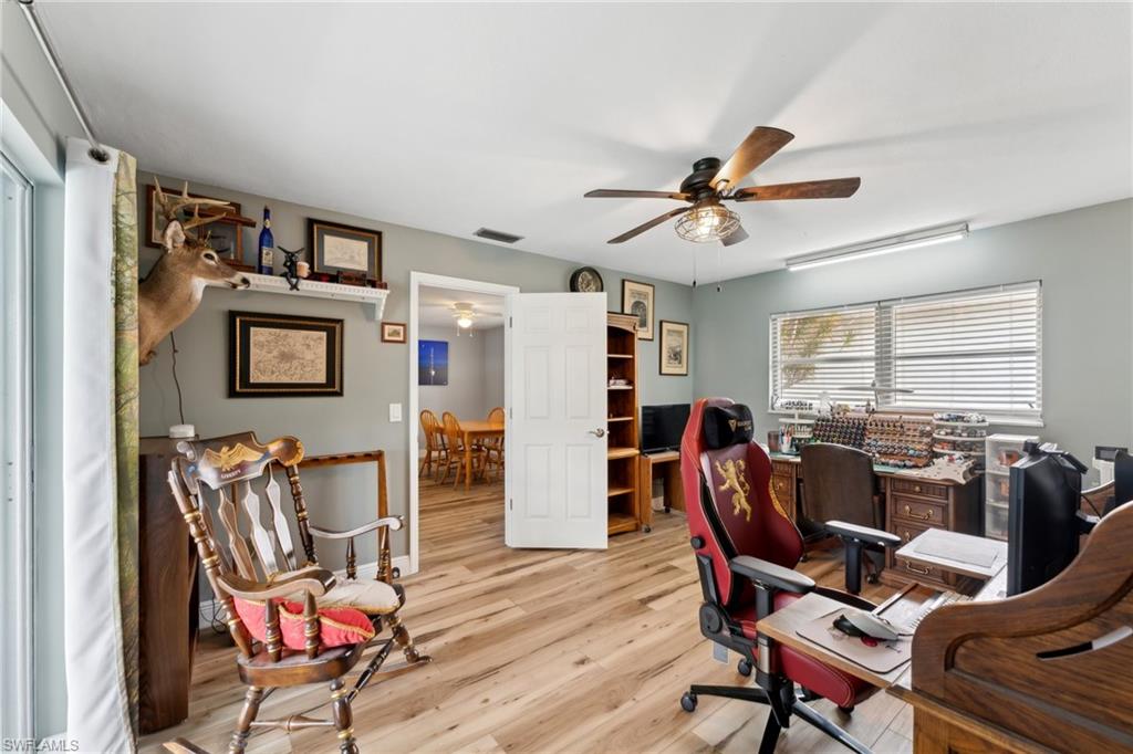 2084 Coral Point Dr Property Photo 23