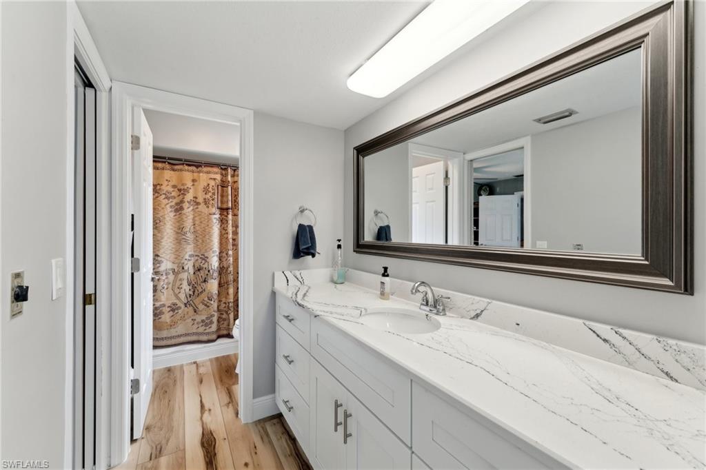 2084 Coral Point Dr Property Photo 25
