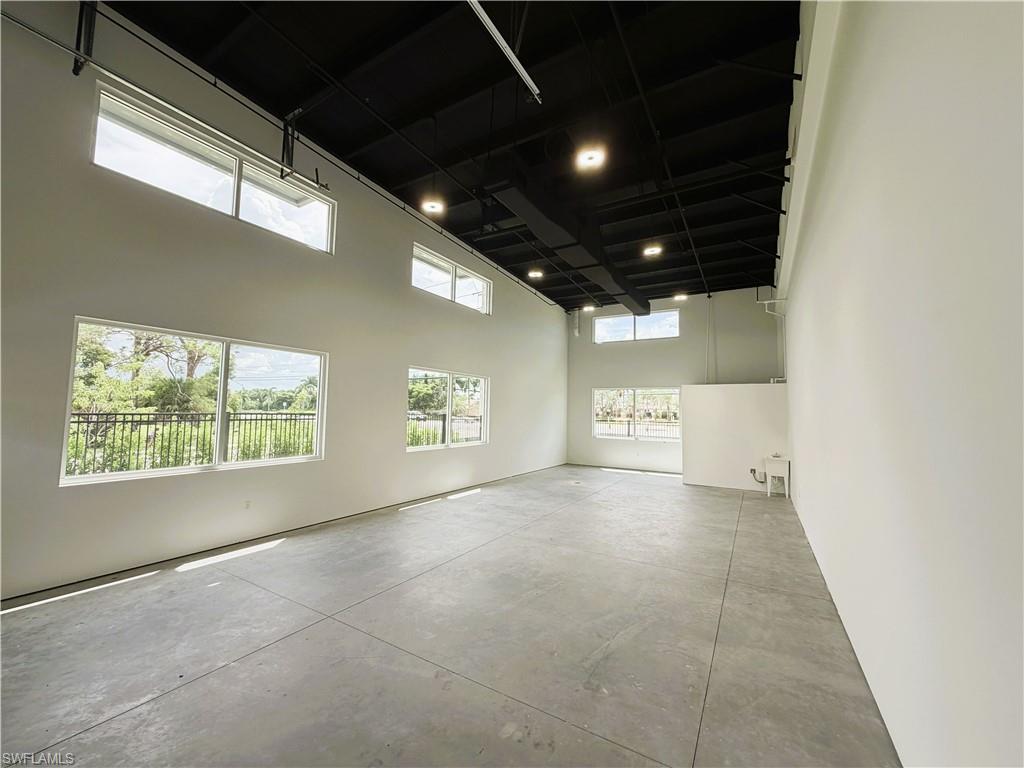 11075 Tamiami Trl E 105 Property Photo 4