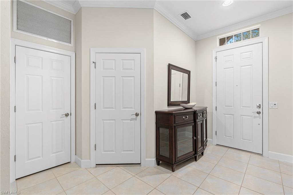 9328 Fieldstone Ln Property Photo 4