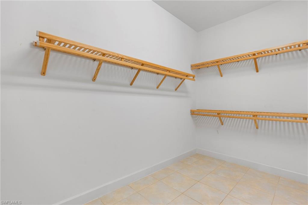 9328 Fieldstone Ln Property Photo 17
