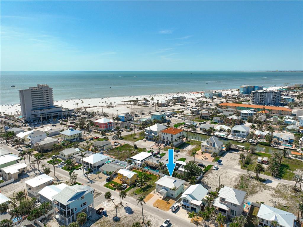 Fort Myers Beach Elementary Real Estate Listings Main Image