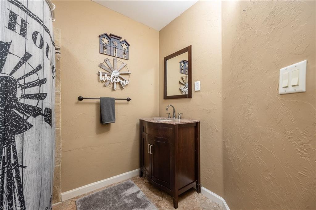 6136 Higgins Ave Property Photo 27
