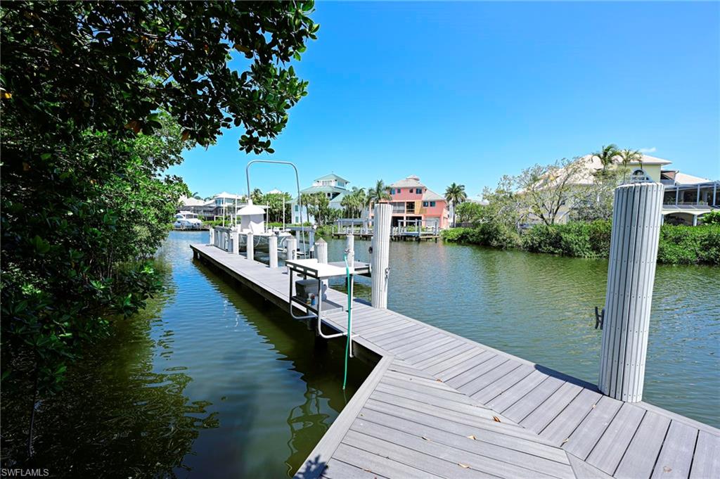 191 Bayfront Dr Property Photo 4
