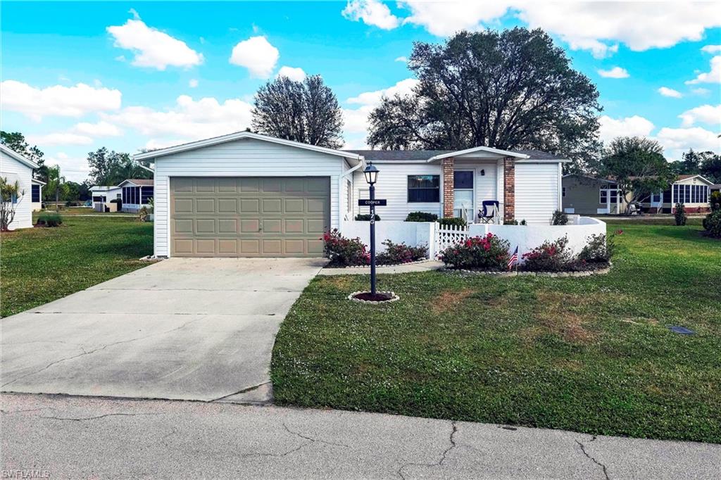 19860 Eagle Trace Ct E Property Photo 2