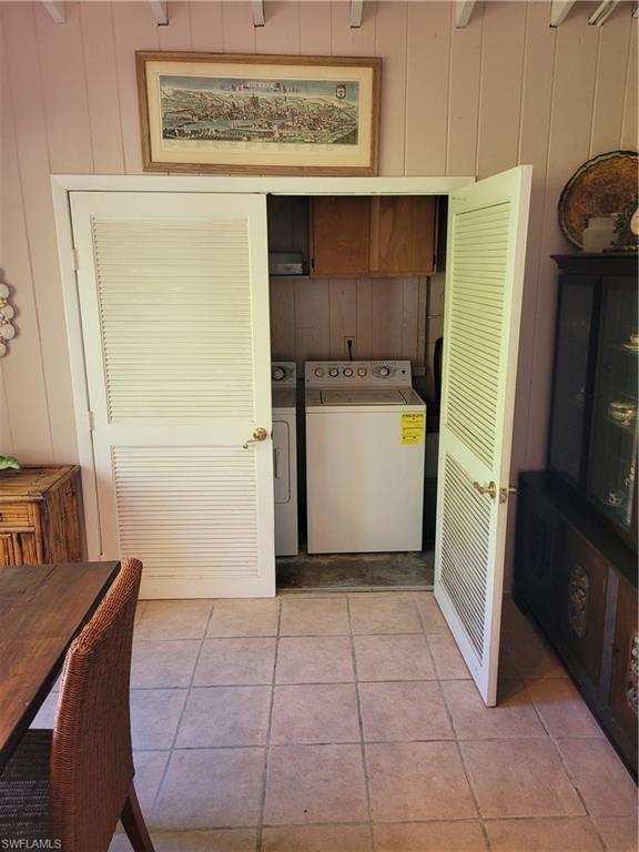 870 Forest Ave Property Photo 9