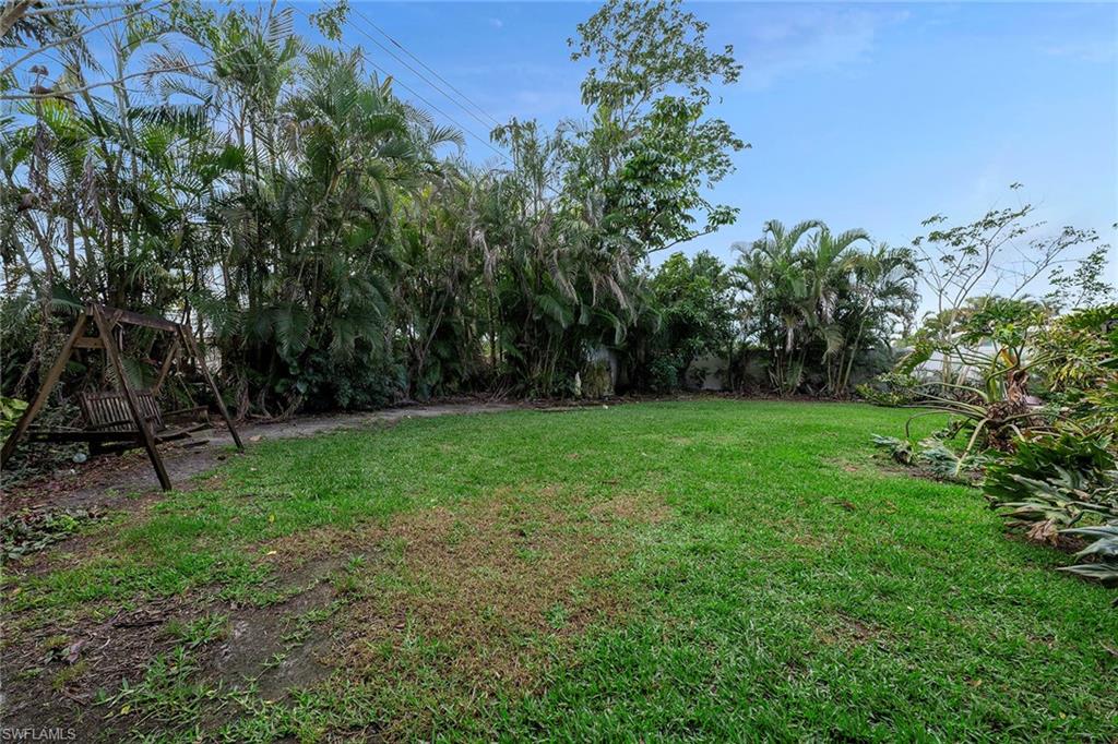 1246 Hilltop Dr Property Photo 2