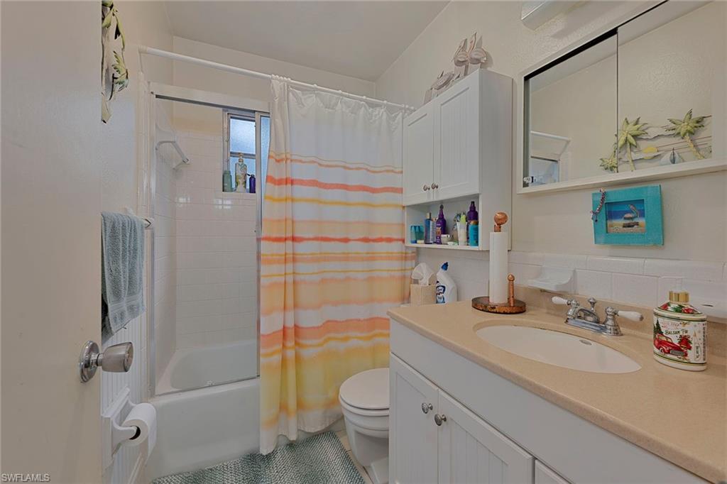 1246 Hilltop Dr Property Photo 8