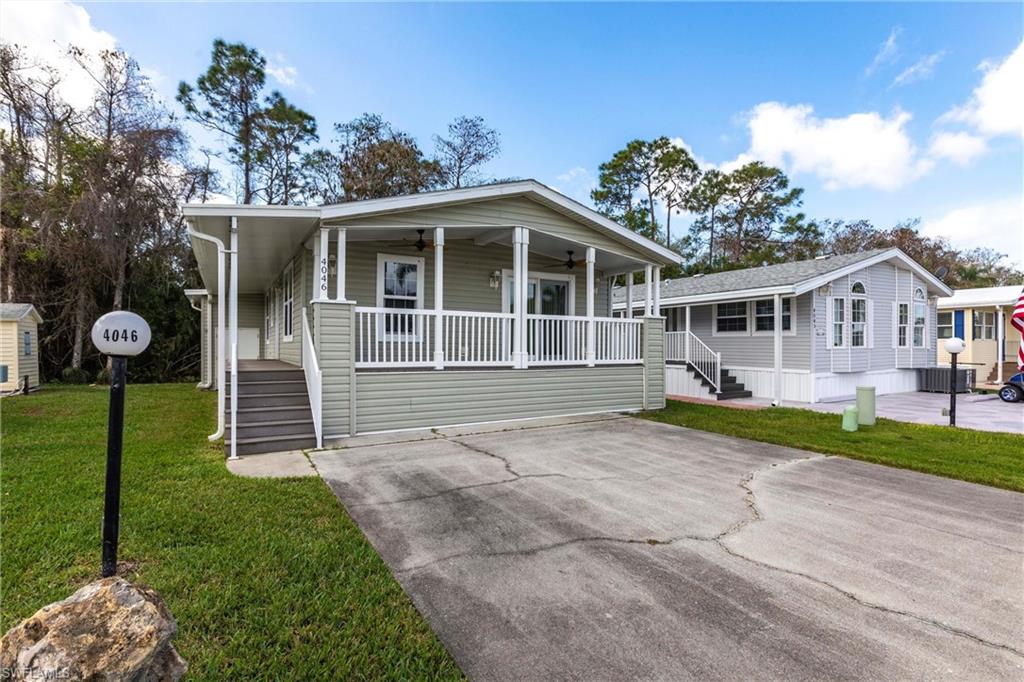 4046 Crystal Lake Dr Property Photo