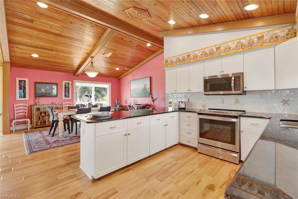 6101 Starling Way Property Photo 3