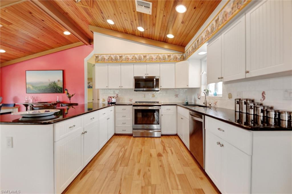 6101 Starling Way Property Photo 4