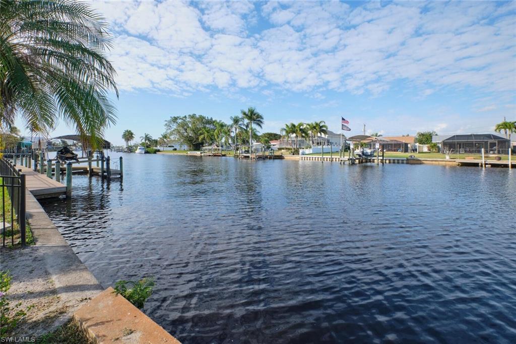 2113 W Tobago Cir Property Photo 3
