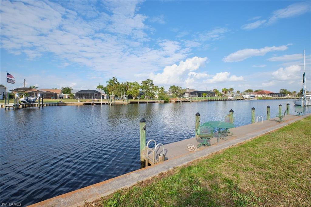 2113 W Tobago Cir Property Photo 4