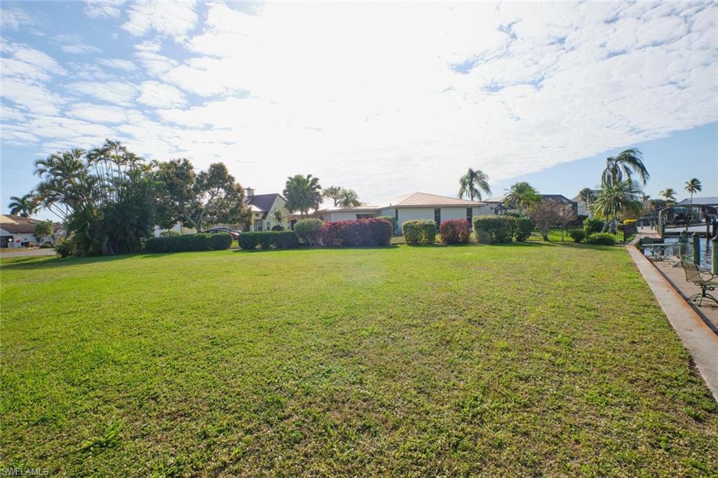 2113 W Tobago Cir Property Photo 6